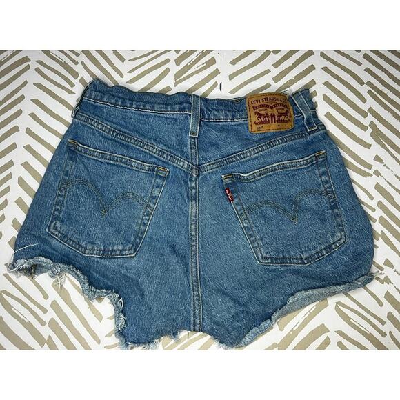 Levi's 501 Denim Jean Shorts - Women's Size 27 - Picture 2 of 6